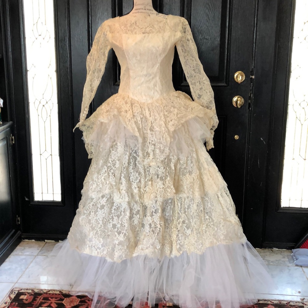 Handmade antique wedding dress bridal gown lace